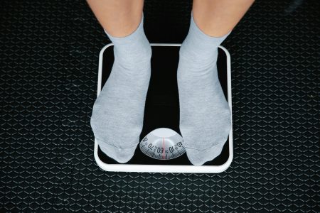 ilustrasi kesalahan umum saat menurunkan berat badan